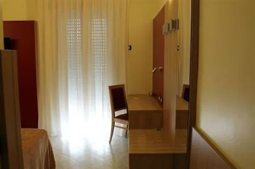 מסטרה Hotel San Carlo