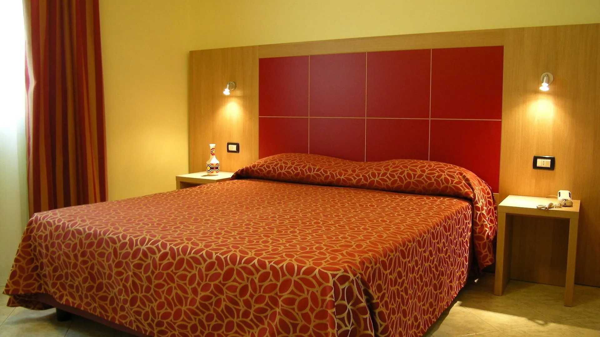 Hotel San Carlo Mestre 3*,